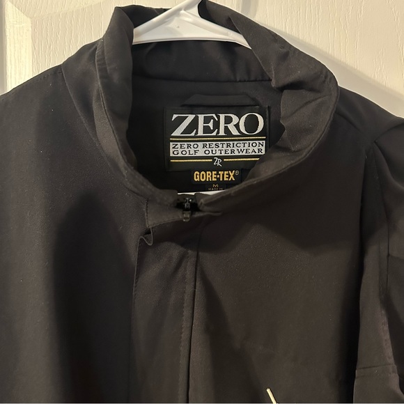 Zero Restriction Gore-Tex Golf Outerwear Short Sleeve Jacket - Picture 2 of 4